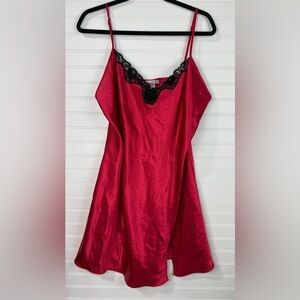 California Dynasty vintage XL red & black lacy polka dot silky lingerie slip.